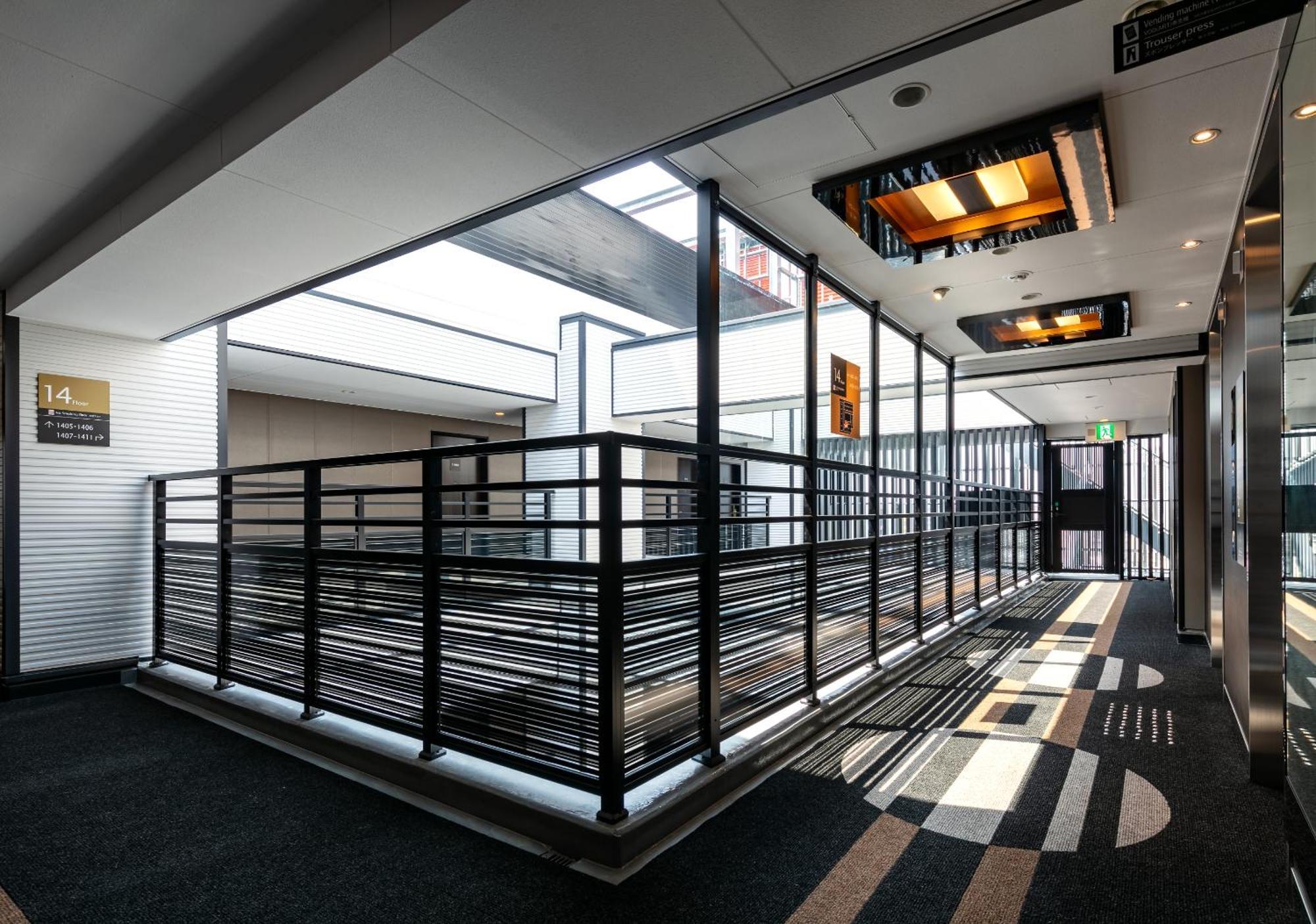 Apa Hotel Osaka Umeda Esterno foto